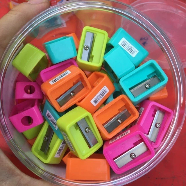 Top grade Stationery Pencil Sharpener Single Hole Plastic Sharpener GOOD QUALITY