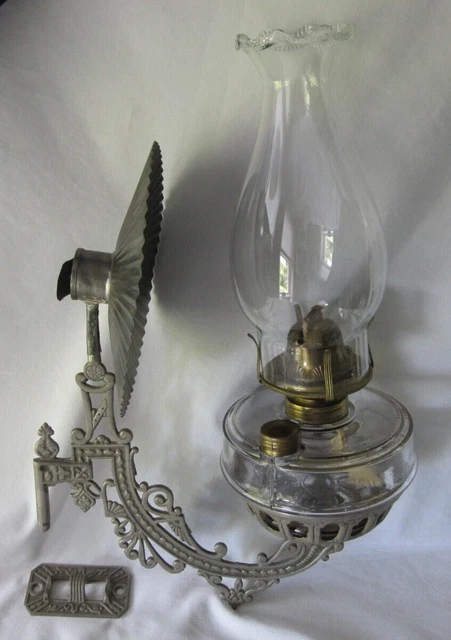 Antique Vtg Cast Iron Eagle Swing Arm Bracket Wall Hanging Oil Lamp W/ Reflector