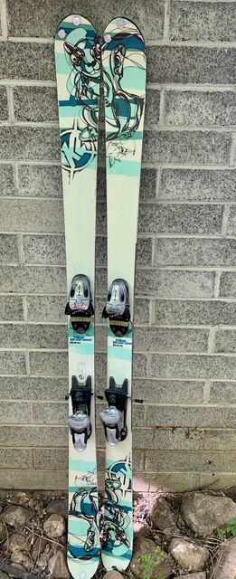 K2 miss Demeanor Womens Twin Tip Skis 164cm K2 miss Demeanor Womens Twin Tip Skis 164cm