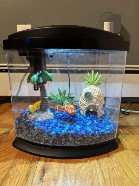 Aquarium Fish Tank Betta Tank Kit with LED Light and Filter *CHECK DESCRIPTION*