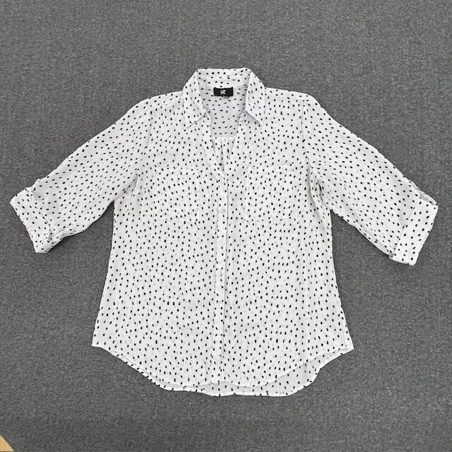 Iz Byer Top Womens Large 3/4 Sleeve Roll Cuff Button Up White Black Polka Dot