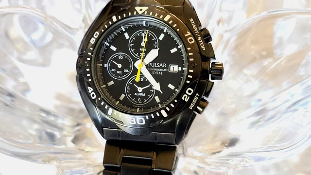 SEIKO PULSAR 7T62-XD41 Chronograph Two Tone Silver Black Gorgeous