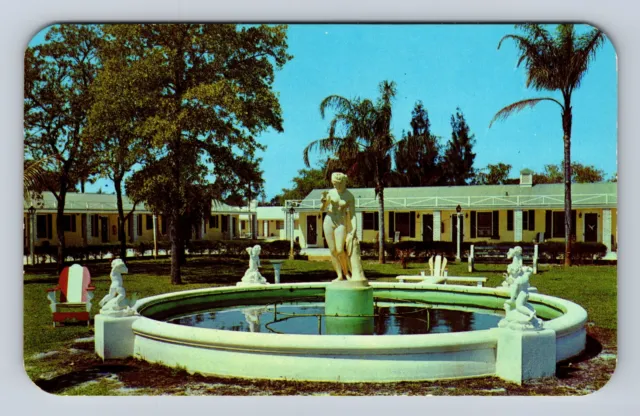 North Melbourne FL-Florida, Colonial Court, Apartments Souvenir Vintage Postcard