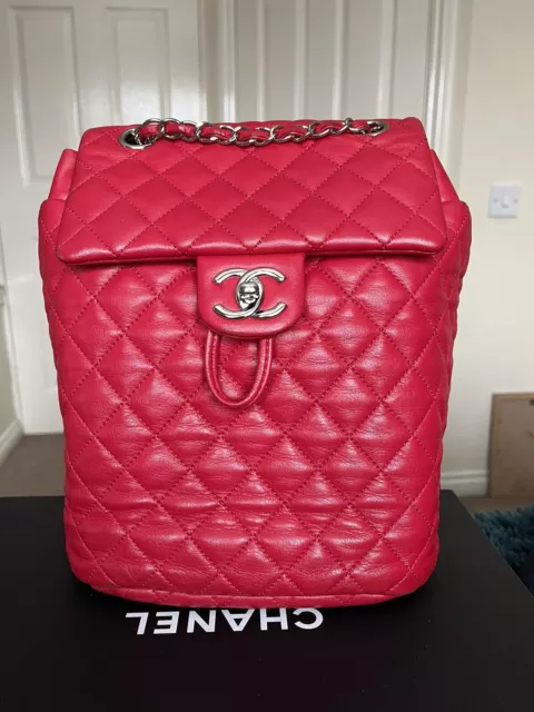 Chanel urban spirit deals backpack sizes