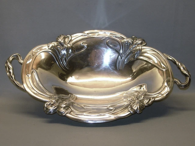 Jugendstil -  Tolle, versilberte Schale mit Irisdekor von Victor Saglier um 1900