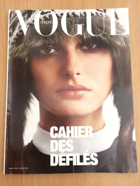 Italian Vogue No 575 July 1998 - Supplement Dossier Sfilate Autumn/Winter 1998-9