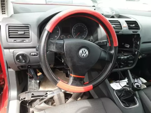 Debitmetre VOLKSWAGEN GOLF 5 038906461B