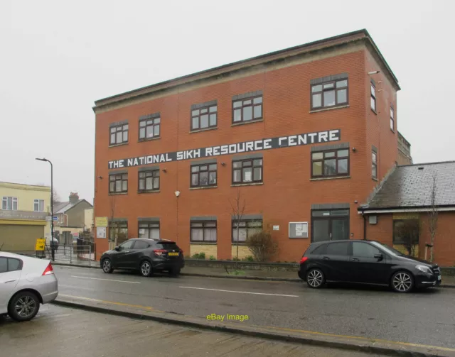 Photo 6x4 National Sikh Resource Centre Southall In Featherstone Road vie c2021