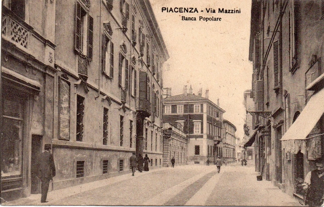 Piacenza  Via Mazzini  -Banca Popolare