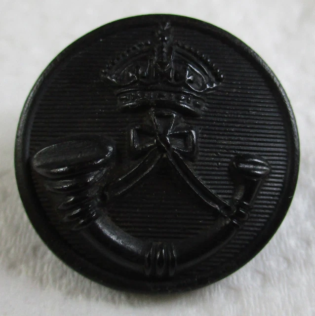 UK ARMY&KING'S ROYAL RIFLE CORPS BLACK HORN BUTTON" (Large, 23mm, WW1