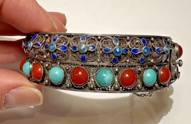 Bracelet Ancien Chine - Jonc En Cinabre Rouge Et Émail Cloisonné Sculpté