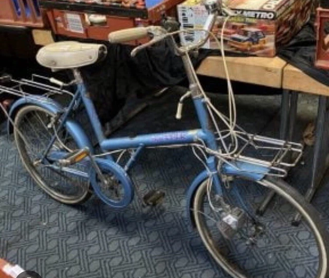 Raleigh shopper folding sales bike