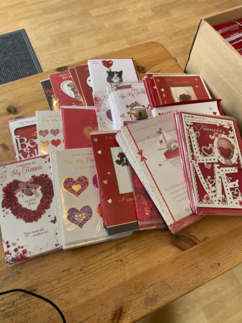 Job lot - 200 - Valentines day Greetings cards