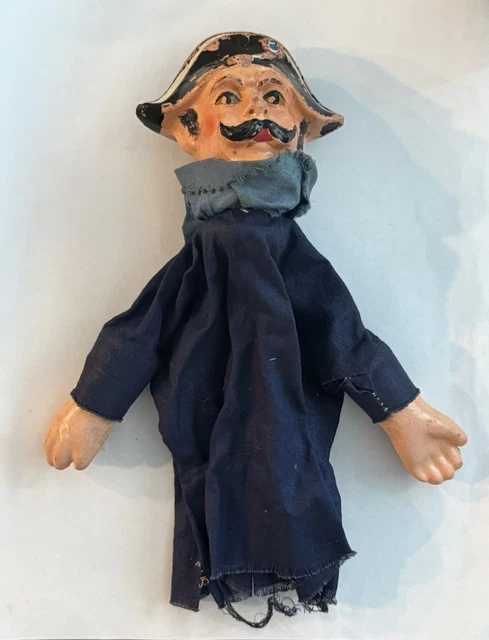 Ancienne Marionnette à Main GUIGNOL Le Juge - En Composition, Manque Des Mains Et Matière - Occasion