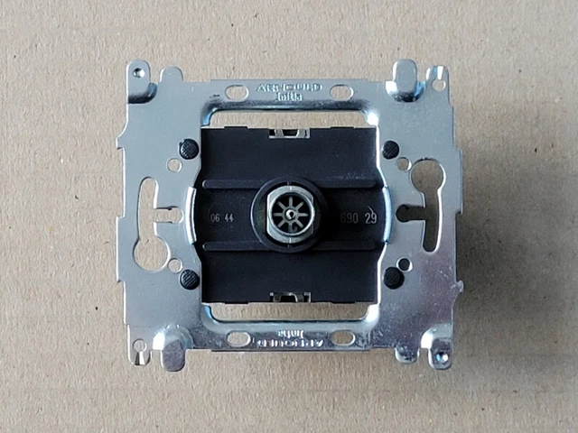 518676_4