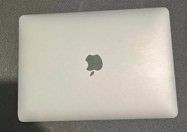 Apple MacBook retina A1534  12" 2017 i5 8GB 256GB