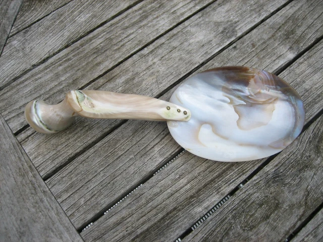 Vieux Leurre De Pêche Cuillère Nacre Ormeau - Fabriqué Au Japon - Pêche Eau Douce