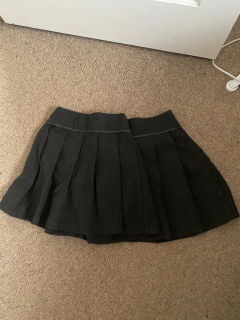 Girls 2 Grey Pleated School Skirts Age 7 Years