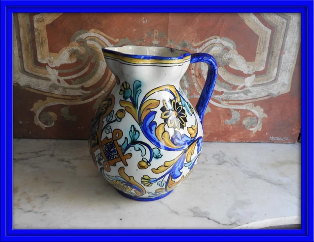 Antigua Jarra De Ceramica De Talavera Decorada A Mano