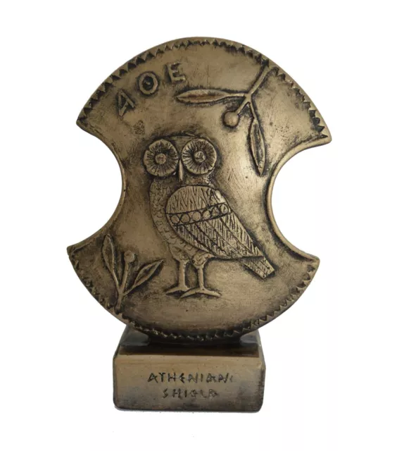 Athenian shield Ancient Greek symbol of wisdom Sculpture Bronze effect