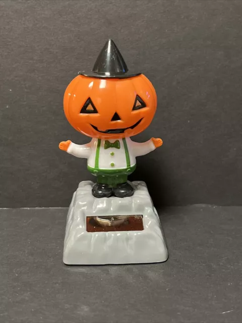 Solar Powered Dancing Bobblehead Toy New - Cute PUMPKIN BOY