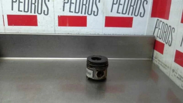 Pistone Per Renault Kangoo F/Kc0 Fairway 4X4 1055171