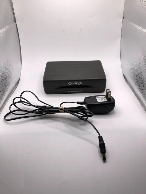 Jensen DVD647 RF Modulator Audio / Video Converter Recoton With Charger