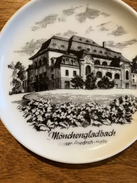 Kaiser Germany Set of 4 Porcelain Souvenir Pin Trinket Dishes Monchengladbach 2