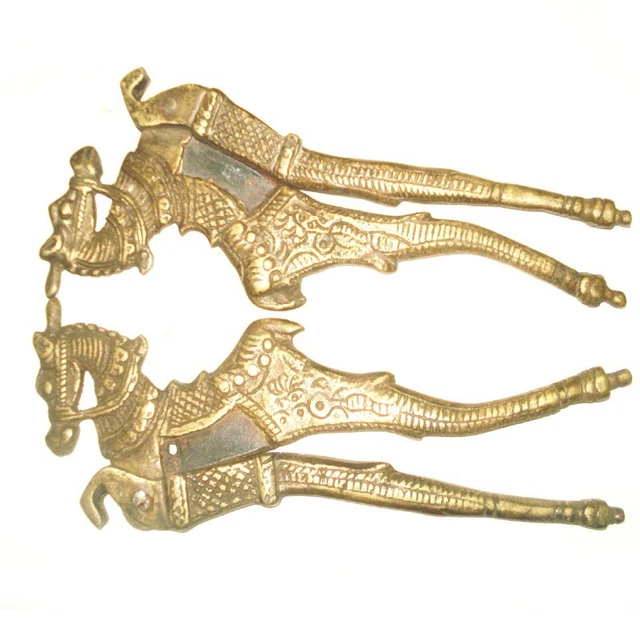 Very Old Indian Vintage Set Of 2pcs Of Solid Brass Betel Rare Nut Cutters Sarota