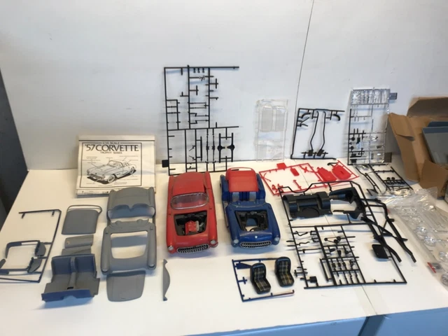 模型製作用品 1957 CORVETTE 1/16 SCALE 1957 CORVETTE 1/16 SCALE 模型製作用品