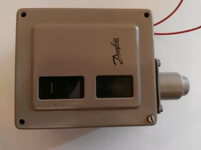Thermostat Danfoss 17-5135 /#8 L1UK 9237