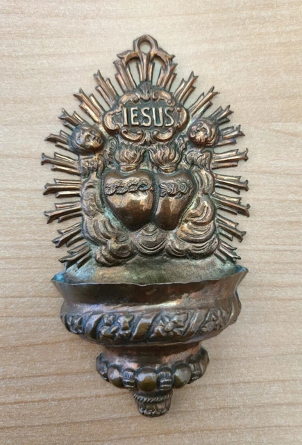 Antica acquasantiera In Rame Sacro Cuore Putti E Angeli Di fine 1800 XIX