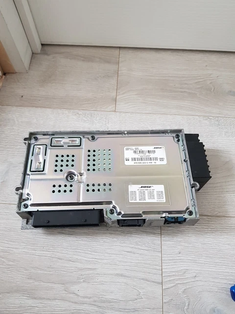 4F0035223G Impianto audio amplificatore Audi. B1