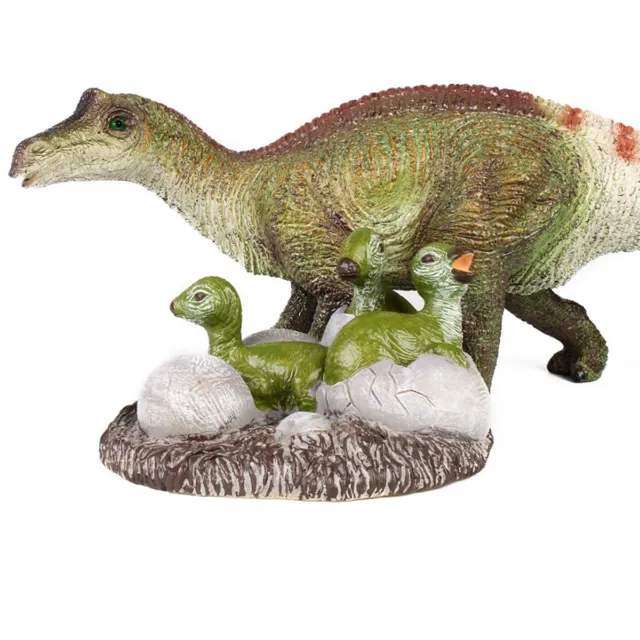 Maiasaura + Hatch Baby Figure Dinosaur Hadrosaur Model Toy Collector Decor