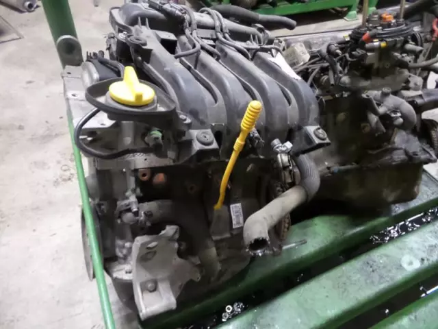 Moteur RENAULT TWINGO 2 7701067571