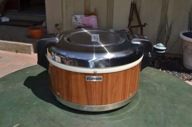 ZOJIRUSHI COMMERCIAL RICE WARMER 22 CUPS - Japan