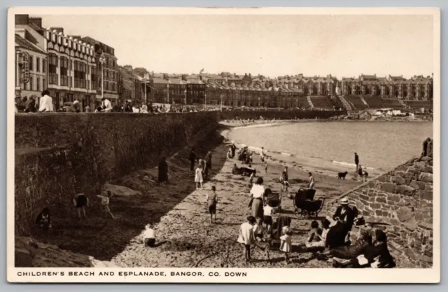 Postcard RPPC, Children's Beach & Esplanade, Bangor County Down Northern Ireland