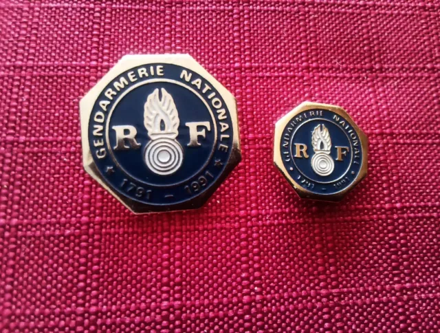 Pins 2 Pin's Militaire Gendarmerie Nationale Cerclé Doré 1 Grand 1 Petit Se...