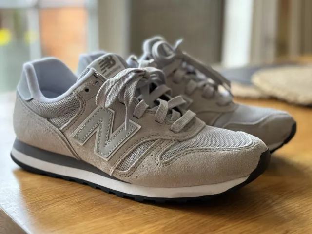 NEW BALANCE WOMENS 572 grey and lilac all terrain shoes Uk Size 5