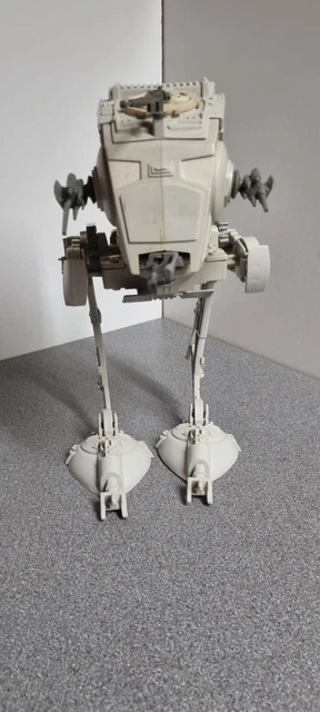 Star Wars Vintage AT-ST Walker 1982 (All Original) With AT-ST Driver