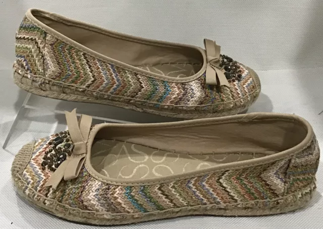 Vera Wang Simply Vera Beige Canvas Embellished Beaded Bow Espadrille Flats 9M