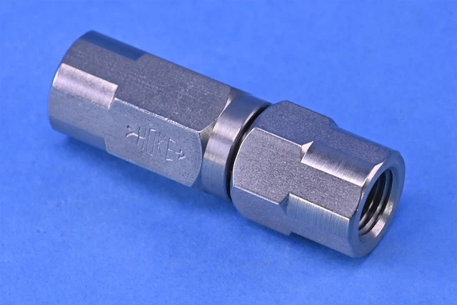 Hoke 316 Stainless Steel Ball Check Valve 1/4" NPT 6000 psig 6133F4S