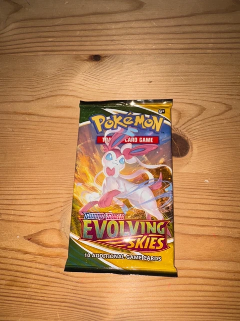 Booster Épée Et Bouclier Évolution Céleste Pack Loisir EB07  Fun Pack 3 Cartes Supplementaires