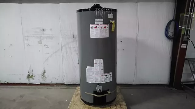 Rheem-Ruud G100-80 95 Gal Tank Cap 80,000 BtuH Commercial Gas Water Heater