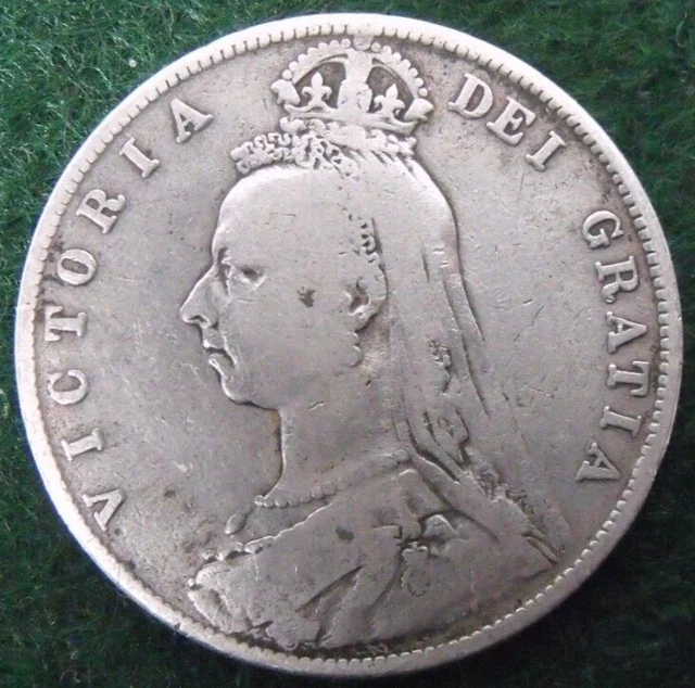1890 VICTORIA SILVER HALF CROWN  ( .925 Silver )  British 2/6 Coin.   154