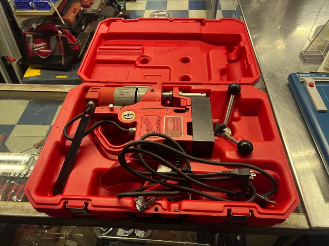 Milwaukee 4270-21 Electromagnetic Drill Press