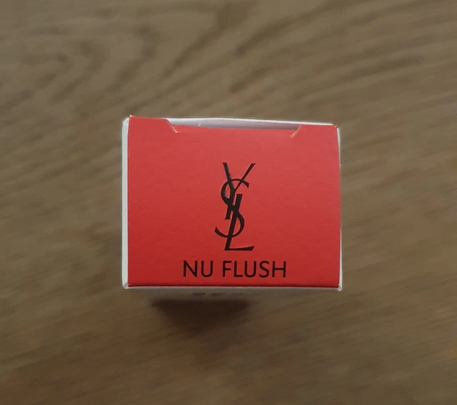 Yves Saint Laurent NU tinte bálsamo para labios y mejillas 15 ml (NU al ras)