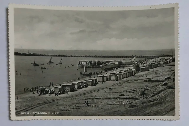 GELA ( CALTANISSETTA) Spiaggia e Lido , vg 1957 f.g. animata