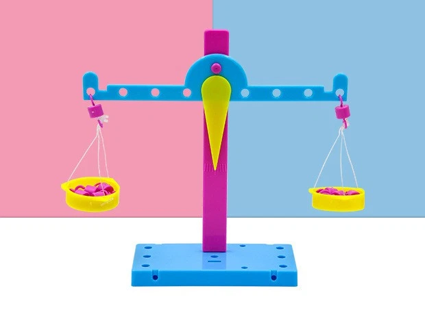SCIENCE EXPERIMENT BALANCE Scale For Kids With Diy Materials ...
