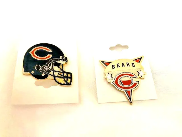 Chicago Bears Nfl Football Hat Jersey Metal Lapel Helmet Pin New.  Set